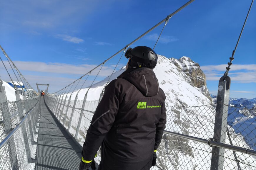 Wir verabschieden uns per 19.12.2025 und wünschen Ihnen frohe Festtage. Wir sind gerne ab 05. Januar 2026 wieder für Sie da.